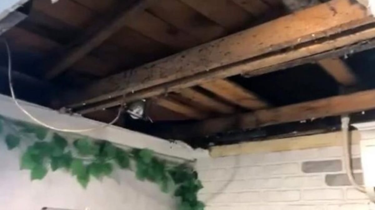 Küçükçekmece’deki lokantada tavan çöktü