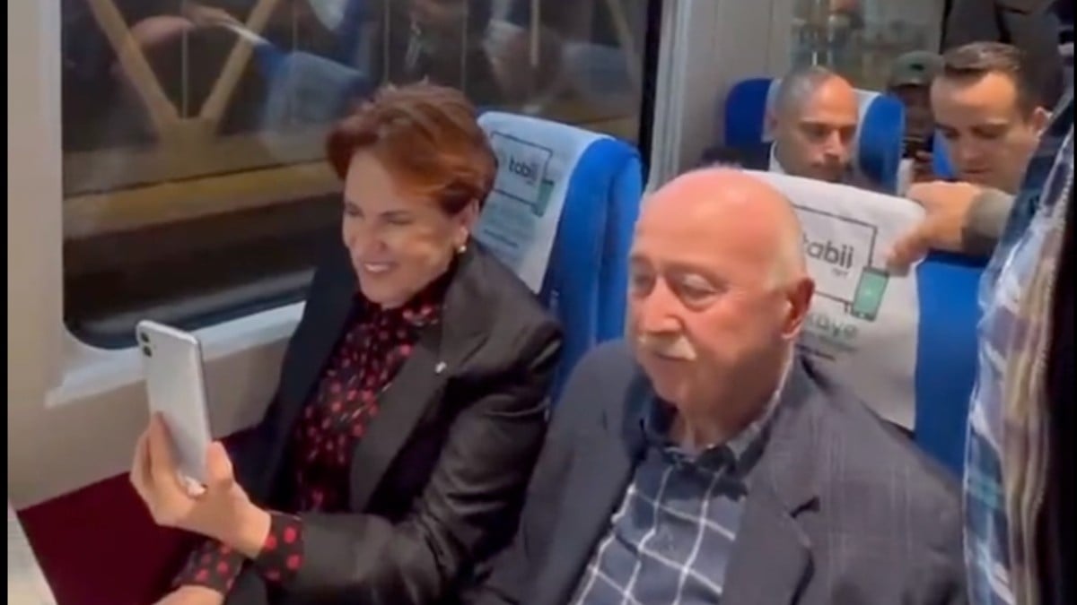 Meral Akşener, Eskişehir programına yüksek hızlı trenle gitti