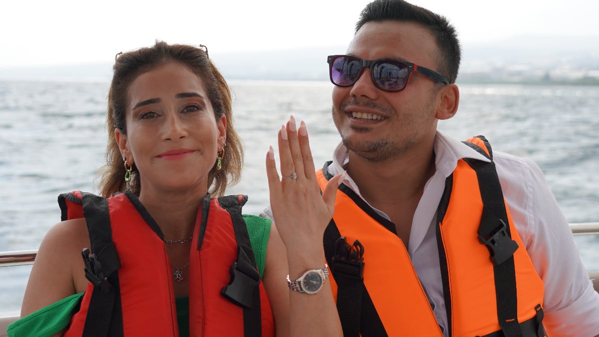 Mersin’de bir garip evlilik teklifi! Gökyüzünde etti…