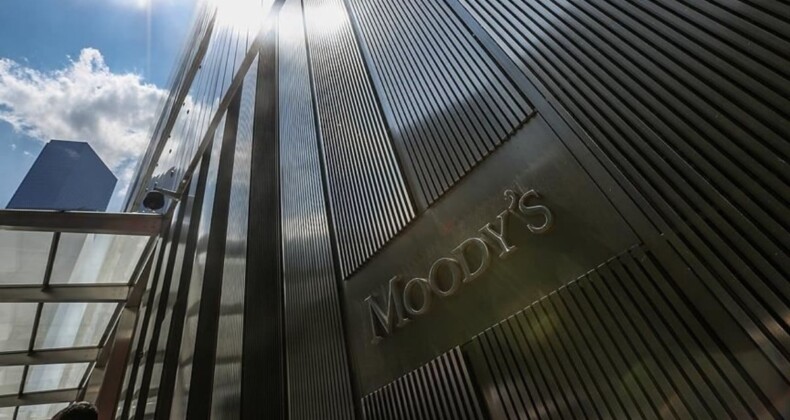 Moody’s İsrail’in kredi notunu incelemeye aldı