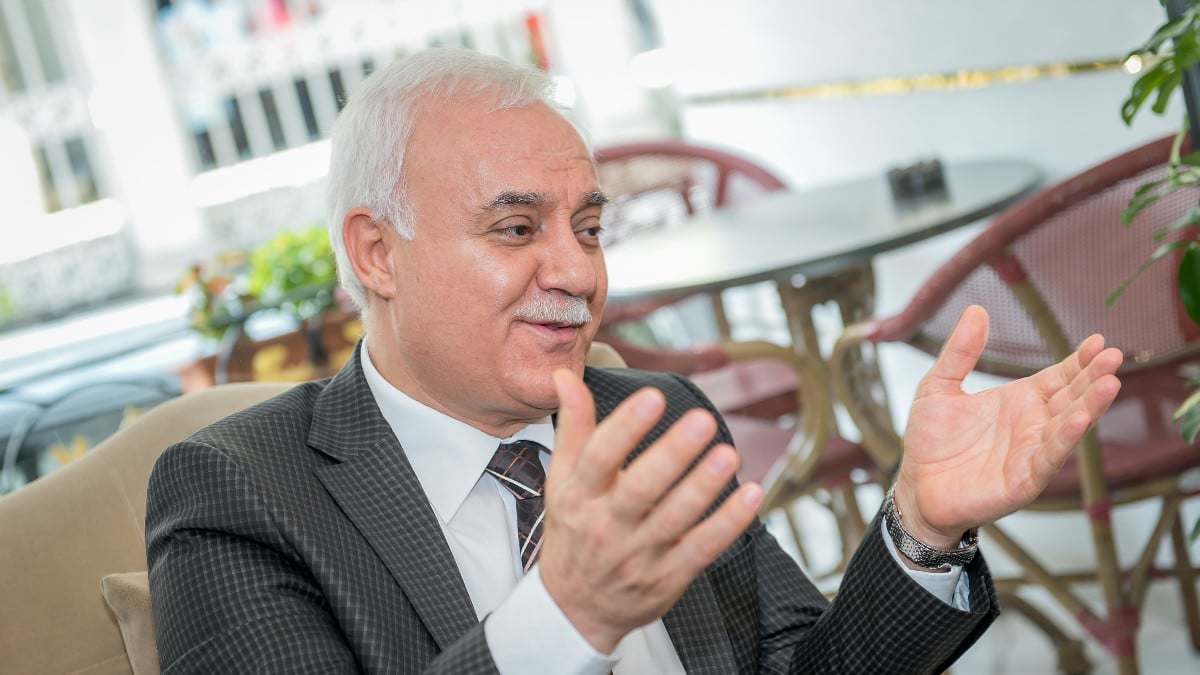 Nihat Hatipoğlu’nun gençlik kareleri ortaya çıktı! Gören inanamadı: “Kenan İmirzalıoğlu gibi”