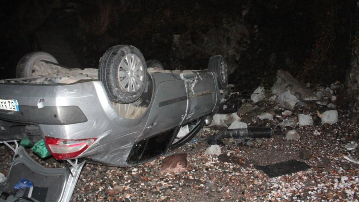 Ordu’da otomobil, uçurumdan kumsala düştü: 4 yaralı