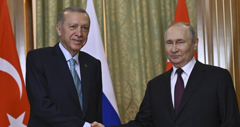 Putin’den Cumhuriyetin 100. yılı için tebrik mesajı