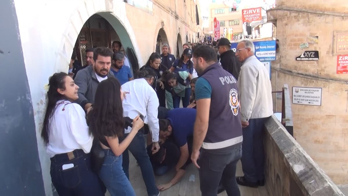 Şanlıurfa’da HDP’liler Mehmetçik’in Suriye’ye yönelik operasyonunu protesto etti: 40 gözaltı