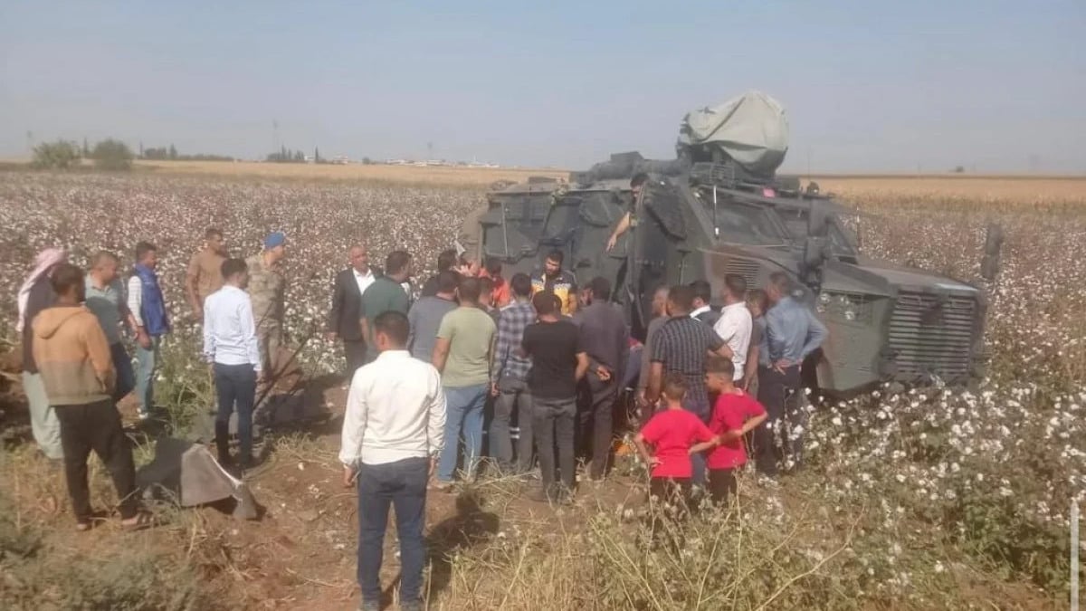 Şanlıurfa’da zırhlı araç tarlaya devrildi: 3 asker yaralandı