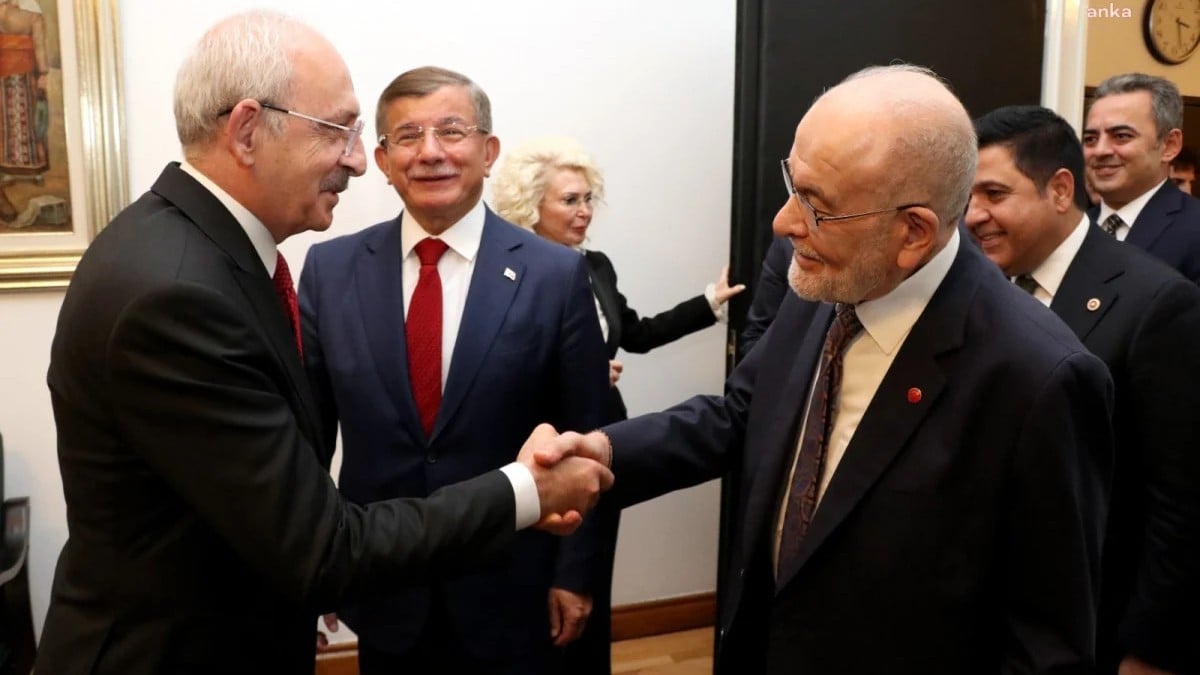 Temel Karamollaoğlu ve Ahmet Davutoğlu, Kemal Kılıçdaroğlu’nu ziyaret etti