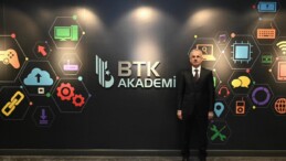 Ulaştırma ve Altyapı Bakanı Abdulkadir Uraloğlu BTK Akademiyi ziyaret etti