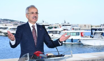 Yat limanı sayısı 62’ye çıktı! İzmir Yeni Foça yat limanı hizmete açıldı