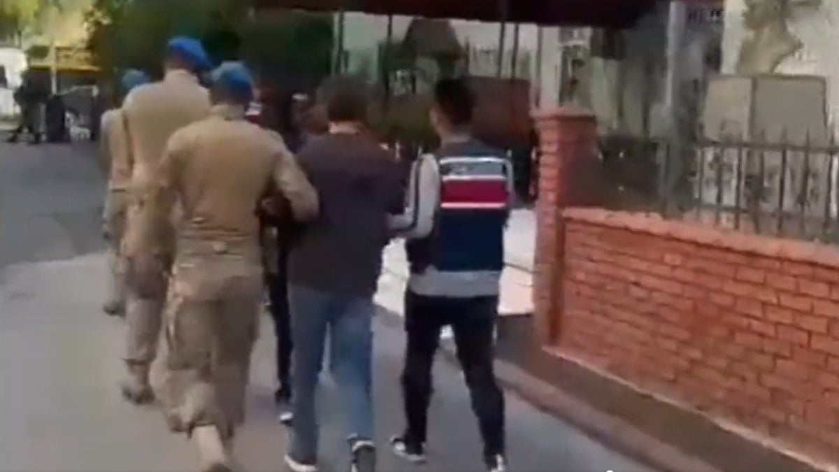 81 ilde ‘Çember-6’ Operasyonu düzenlendi: 2 bin 36 firari yakalandı