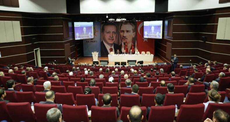 AK Parti MKYK toplanıyor: Gündem yerel seçimler