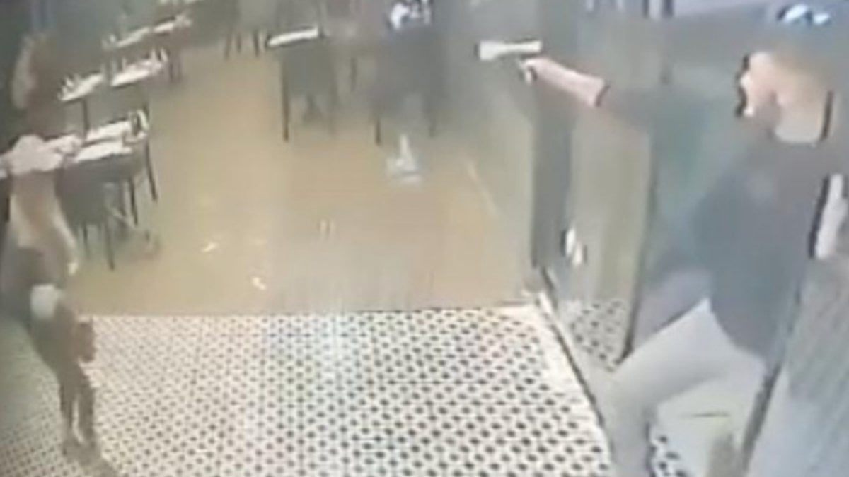 Ankara’da restorandaki gruba yapılan silahlı saldırı güvenlik kamerasına yansıdı