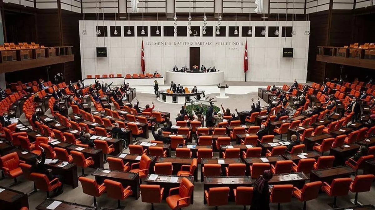 Azerbaycan tezkeresi TBMM’ye sunuldu