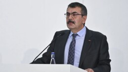 Bakan Yusuf Tekin: Müfredatlarımızı revize edeceğiz