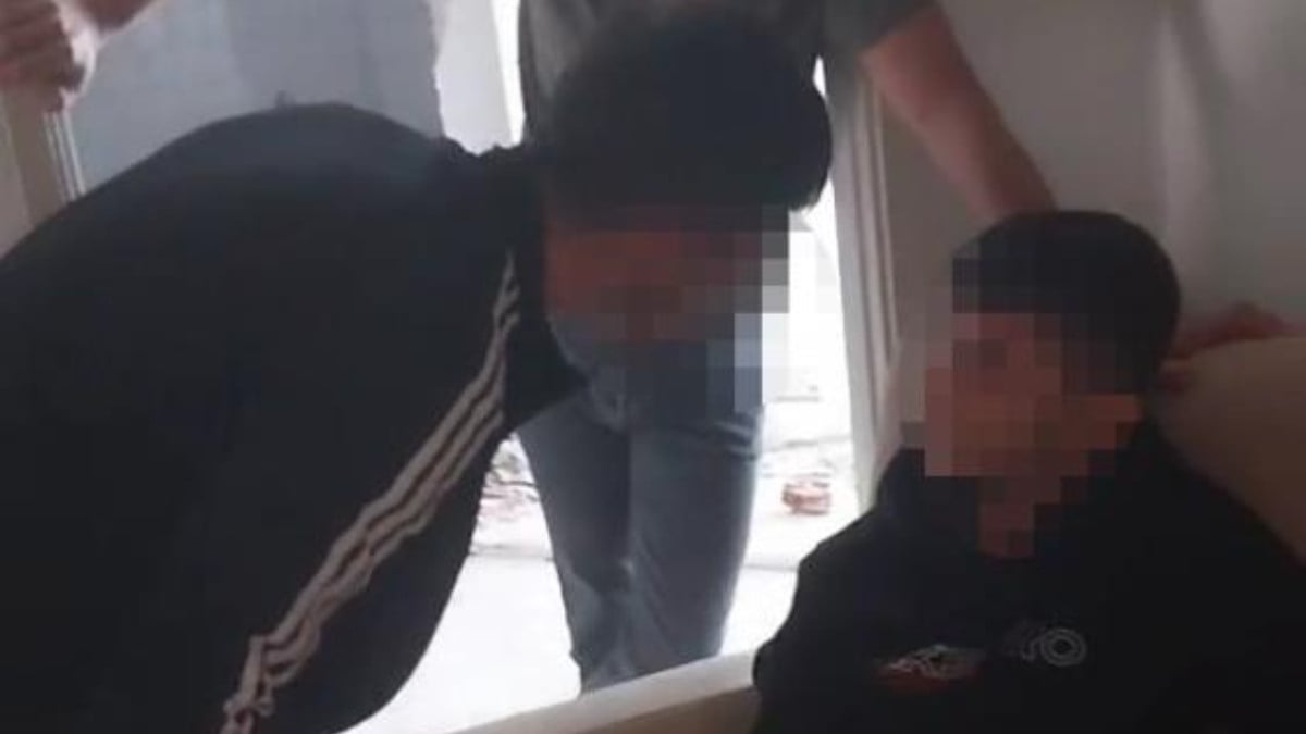 Bursa’da gençlerin kız kavgası: ‘Sevgilime yazdın’ diyerek darbetti