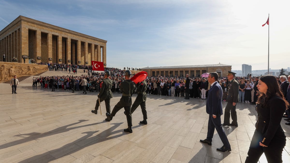 CHP Genel Başkanı Özgür Özel’den, Anıtkabir’e ziyaret