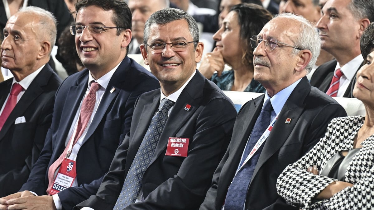 CHP’de Genel Başkanlık seçimi ikinci tura kaldı