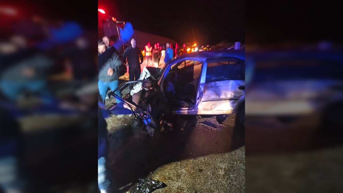 Çorum’da otomobilleri kafa kafaya çarpıştığı kazada 2 kişi öldü