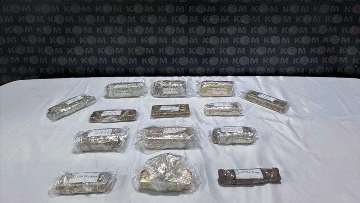 Edirne, Kapıkule’de 25 kilo 190 gram gümrüksüz altın ele geçirildi