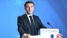 Emmanuel Macron’dan İsrail’e sivilleri bombalamayı durdurun çağrısı