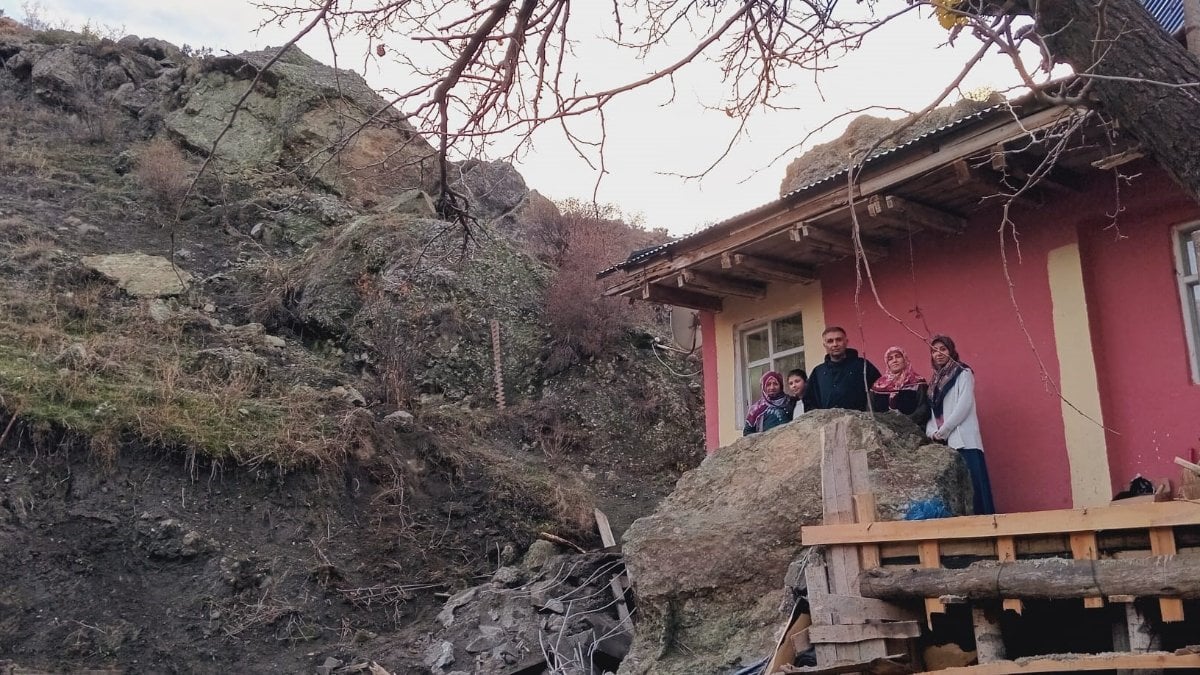 Erzurum’da kopan kaya parçası eve saplandı: Deprem oluyor sandık