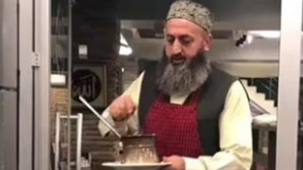 Erzurumlu dönerci fenomen Atatürk’e hakaret ettiği suçlamasıyla gözaltına alındı