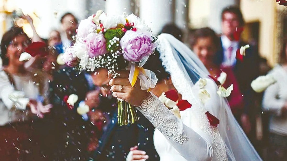 Evlilik kredisi bekar kalmak istemeyenlere umut oldu