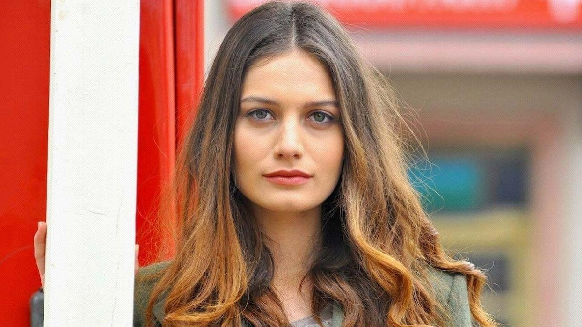 Gülcan Arslan iç çamaşırıyla paylaştı, cesareti Instagram’ı salladı! “Hiç giymeseydin”