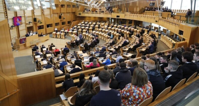 İskoçya parlamentosu, Gazze için ateşkes çağrısı yaptı