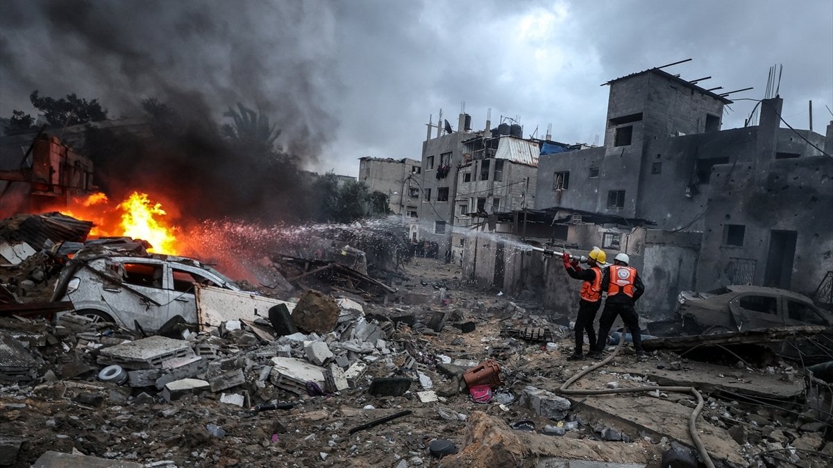İsrail ordusu, Gazze’nin kuzeyine dönmeye çalışan Filistinlilere ateş açtı