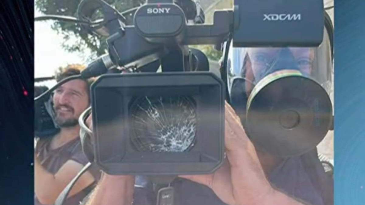 İsrail polisleri Kudüs’te bulunan TRT Haber ekibine saldırdı