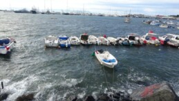 İstanbul’da fırtınadan geri kalanlar! Pendik’te 4 balıkçı teknesi battı
