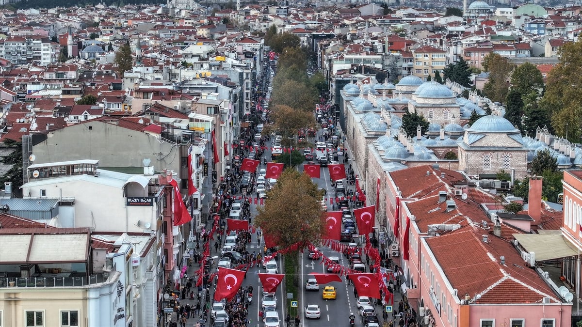 İstanbul’da kalpler Gazze için attı: Edirnekapı’dan Beyazıt’a insan zinciri
