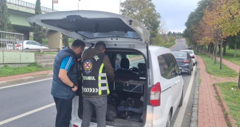 İstanbul’da yayalara yol vermeyen sürücülere cezai işlem uygulandı