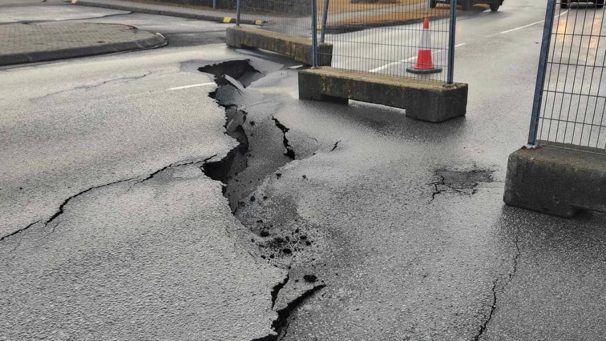 İzlanda’da yanardağ alarmı: Bir kasaba tahliye diliyor