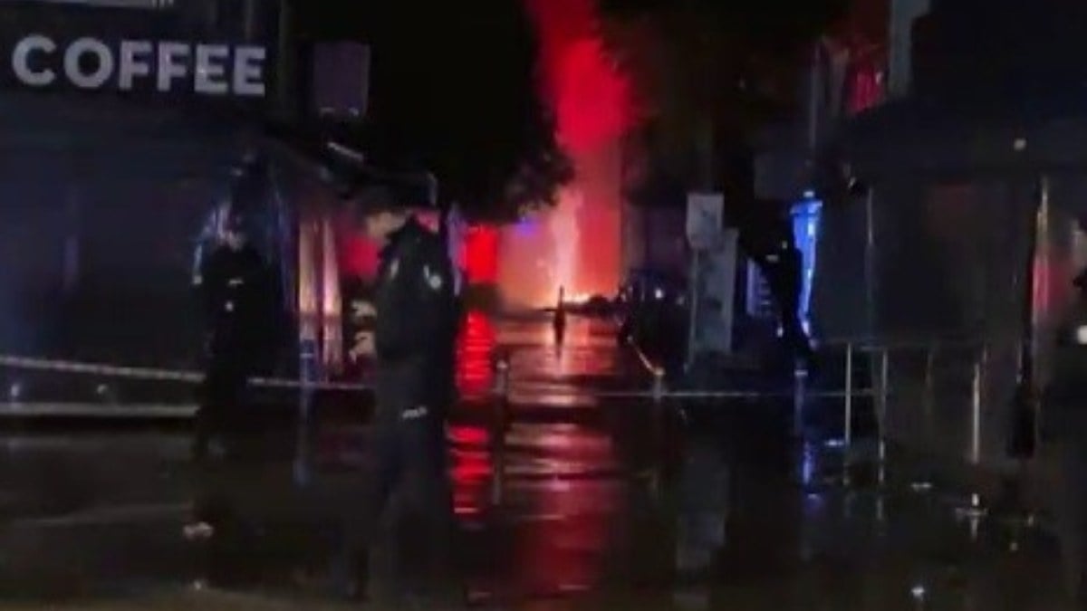 İzmir’de patlayan doğal gaz borusu vatandaşları korkuttu