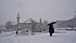Kar yurdu etkisi altına aldı! 4 ilde okullar tatil edildi: Zonguldak, Erzurum…