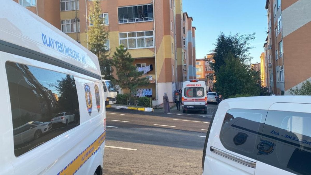 Kocaeli’de ailesine kurşun yağdıran adam kaçtı