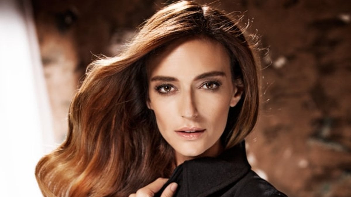 Kurtlar Vadisi’nin İnci’si podyuma çıktı, fiziğini gören nazar etti! Talihsiz kaza…