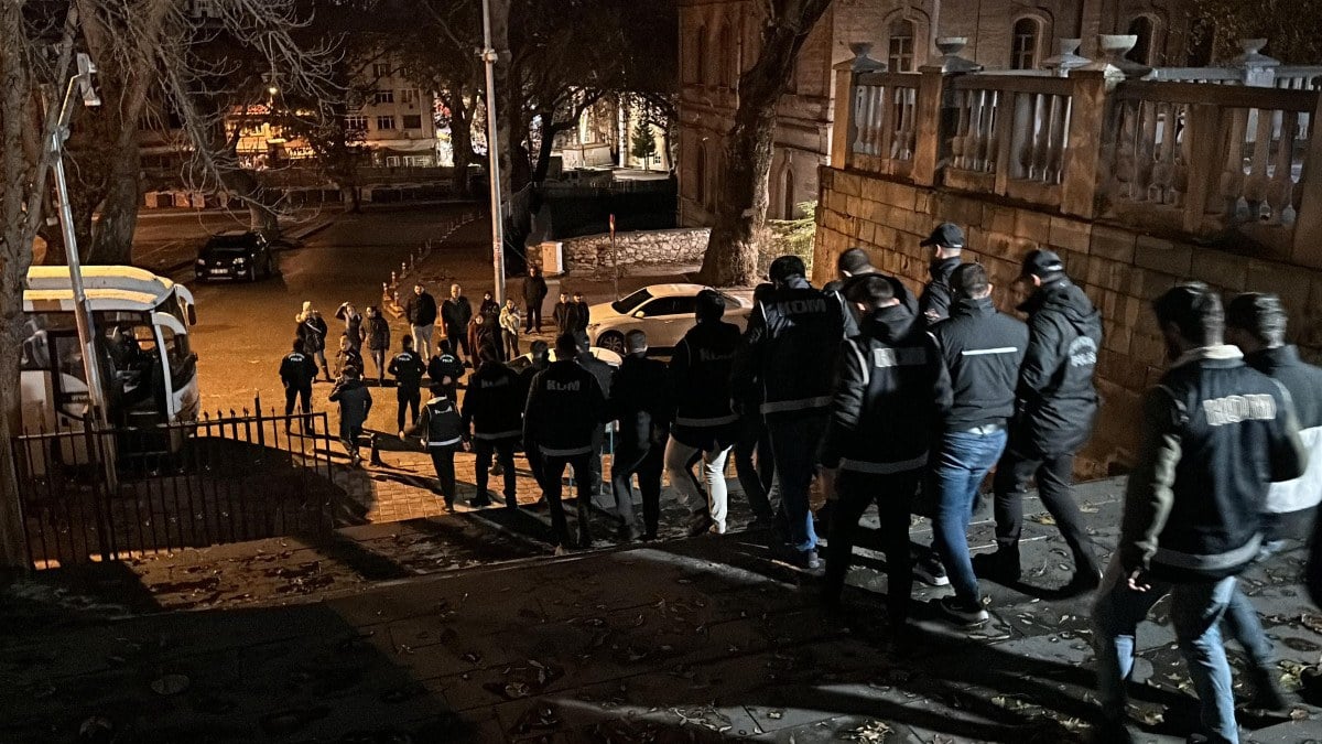 Kütahya’da ‘Daltonlar’ çetesine operasyon: 8 kişi tutuklandı