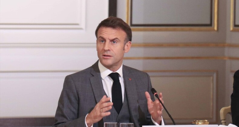 Macron’dan İsrail’e: Gazze’yi bombalamayı durdur