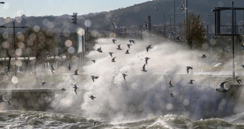 Marmara Bölgesi’nde yarın fırtına bekleniyor