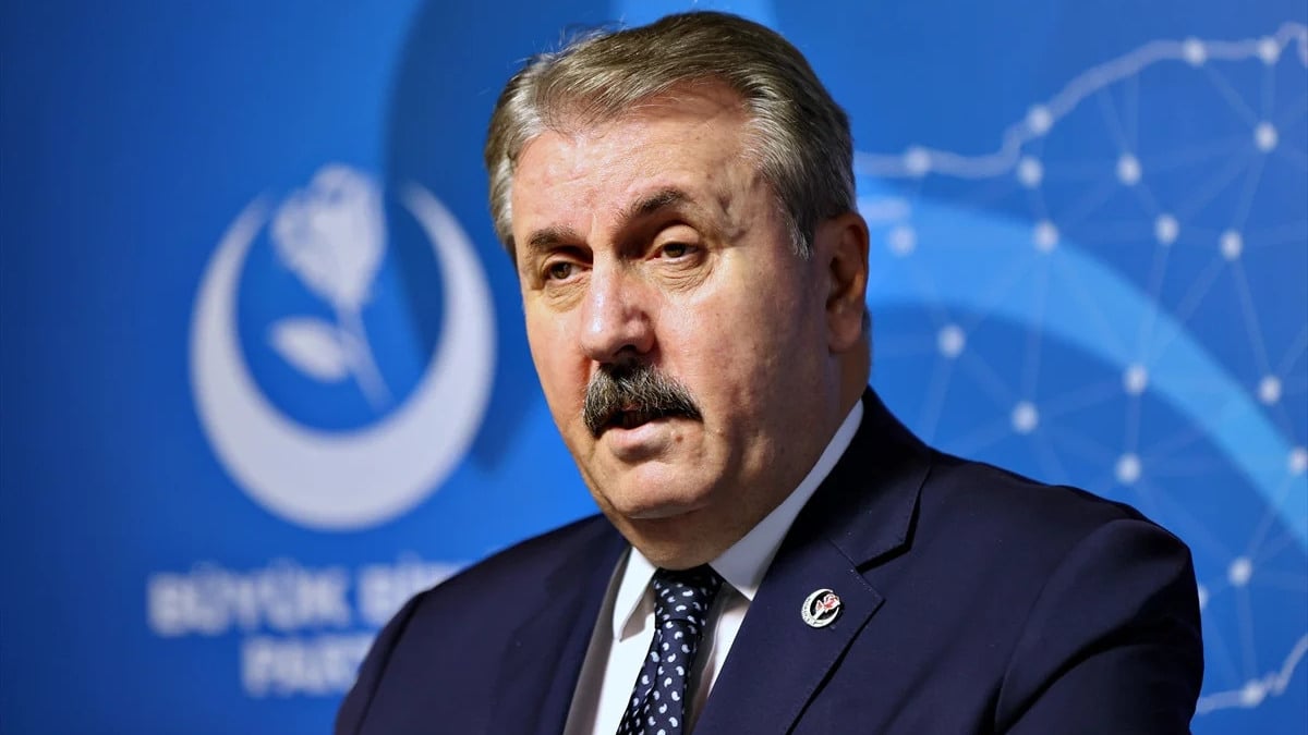 Mustafa Destici: İsveç’in NATO’ya üyeliği meclis tarafından onaylanmamalıdır