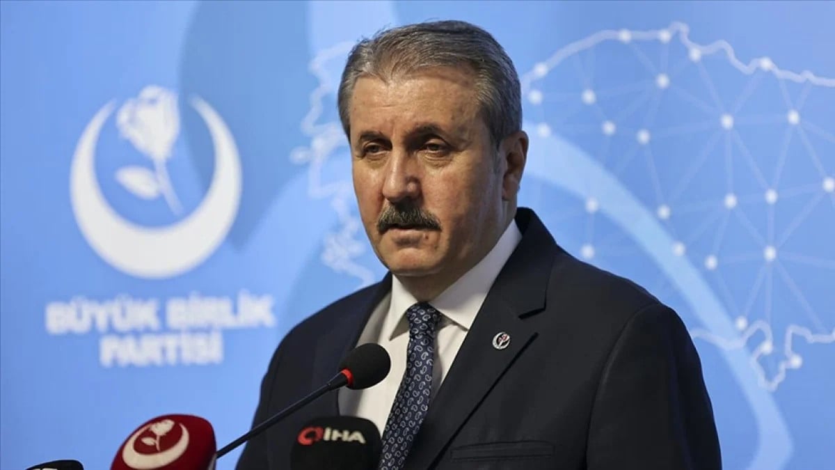 Mustafa Destici’den AYM ve Yargıtay açıklaması: Bütün bu tartışmaları yeni anayasa sonlandırır