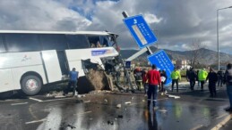 Taylandlı turistlerin ölümden döndüğü kazada yaralı sayısı 29’a yükseldi