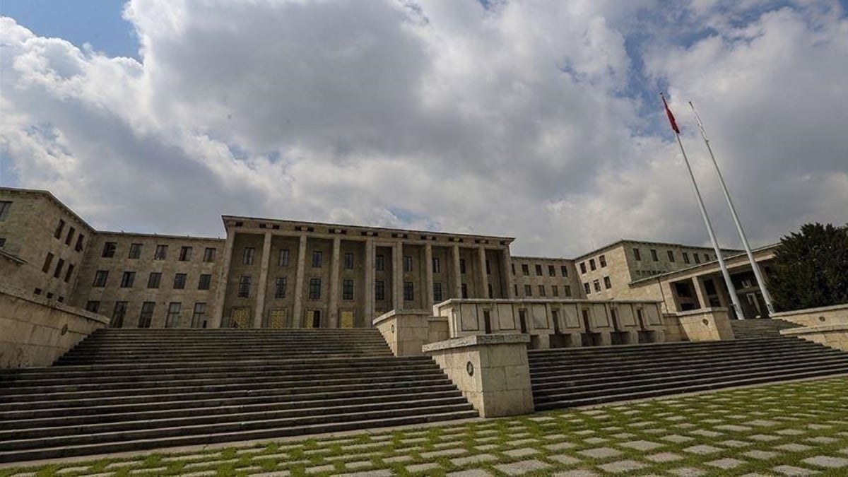 TBMM’de ziyaretçi girişi için yeni nizamiye