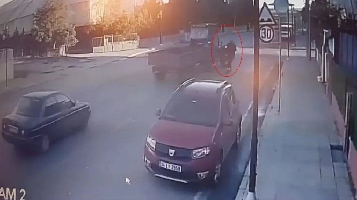 Tekirdağ’da dönüş yapan scooter traktöre çarptı