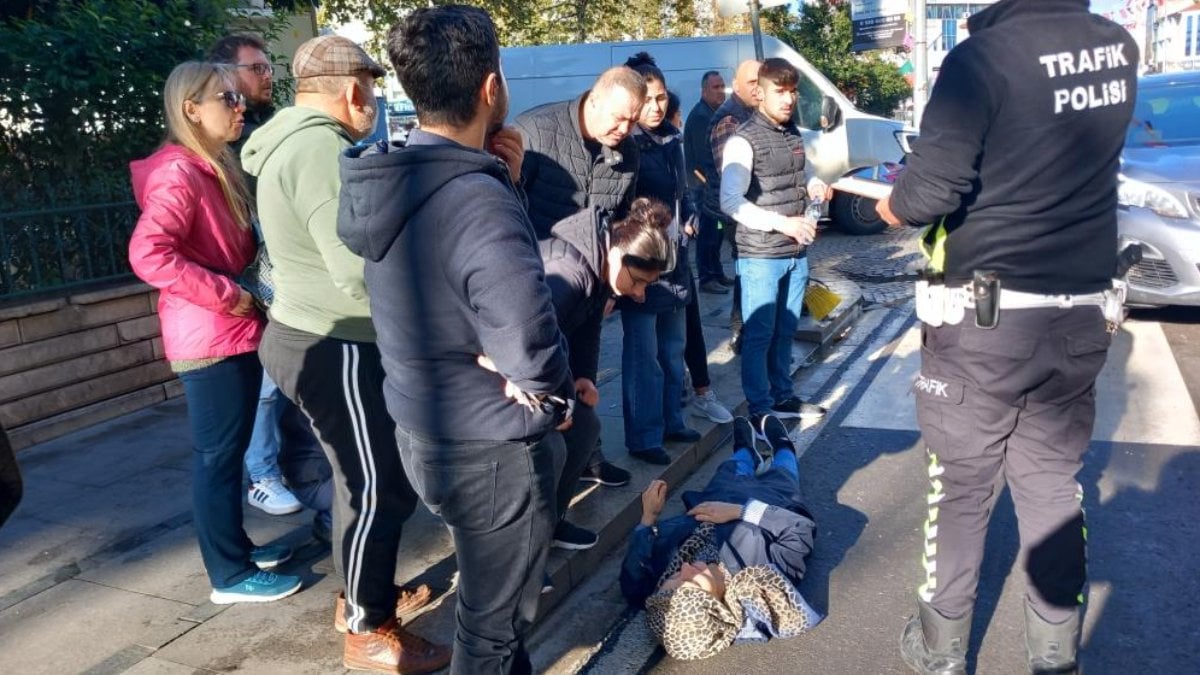 Tekirdağ’da yaya geçidinden geçen kadına araba çarptı: Vatandaşlar isyan etti