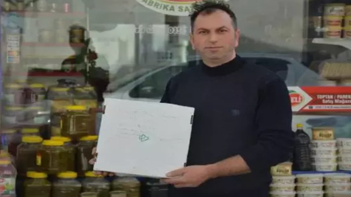 Tokat’ta dükkan sahibini bulamayan müşteri kapıya not bıraktı