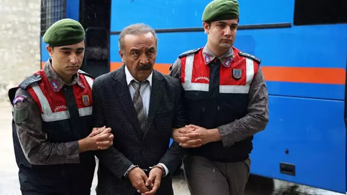 Yılmaz Erdoğan’dan ‘İnci Taneleri’ geliyor!