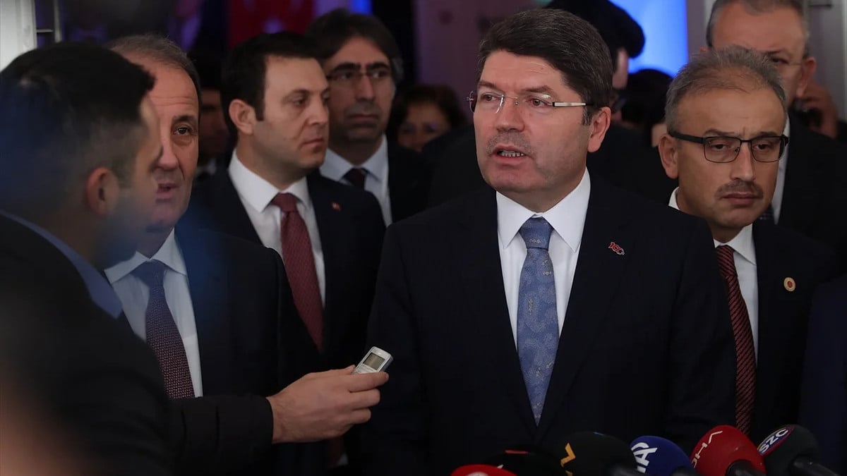 Yılmaz Tunç’tan dezenformasyon yasası açıklaması: Takdir Anayasa Mahkemesi’nin